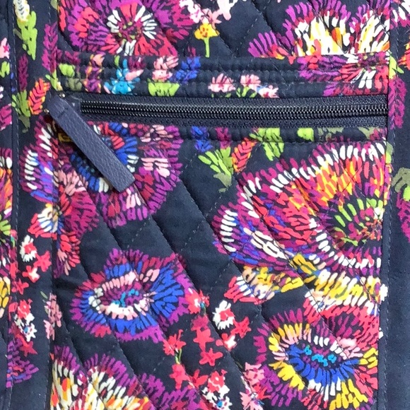 JLN Vera Bradley Tote in Midnight Wildflower. - Picture 3 of 9